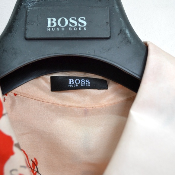 Hugo Boss Women's Silk Blouse - Red and Cream Floral - Picture 3 of 5